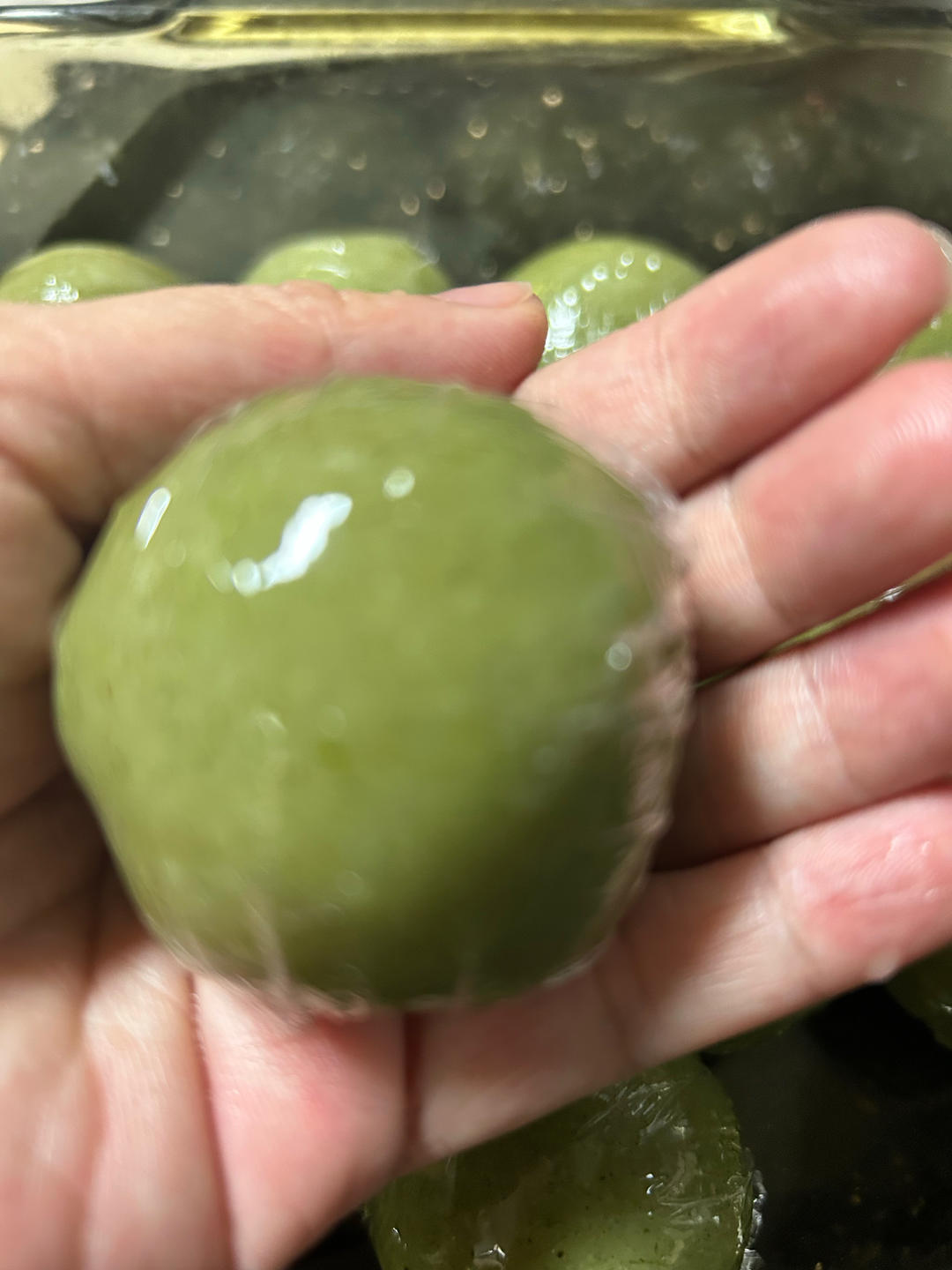 清明必吃的艾草青团