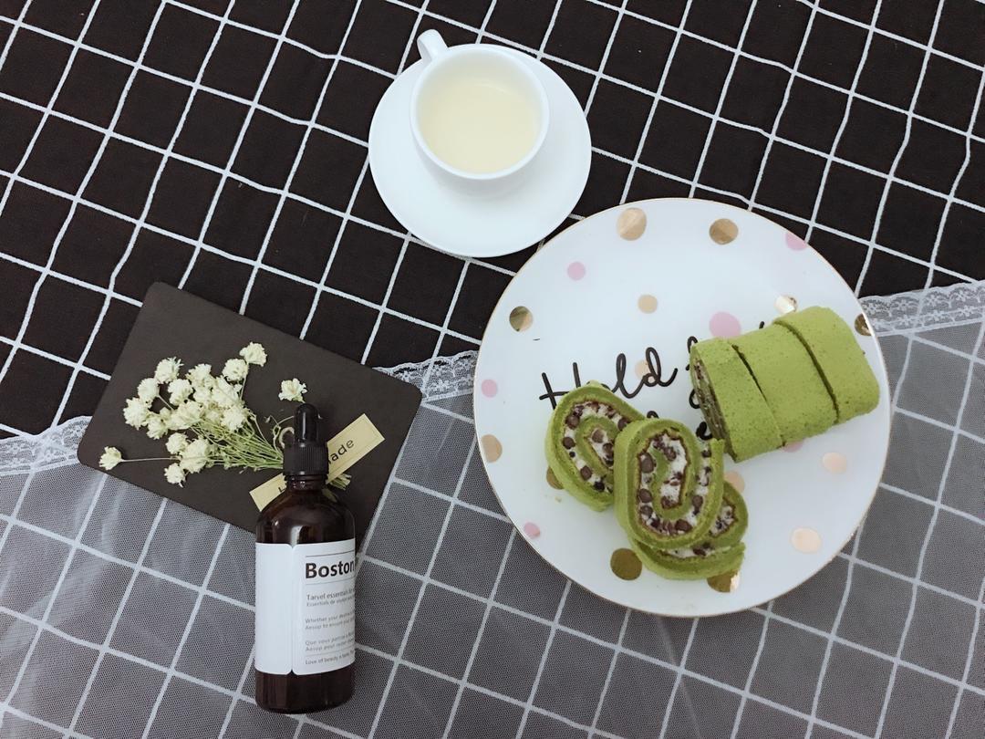 抹茶戚风蛋糕卷