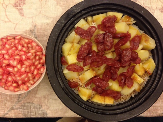 塔吉锅腊味煲仔饭