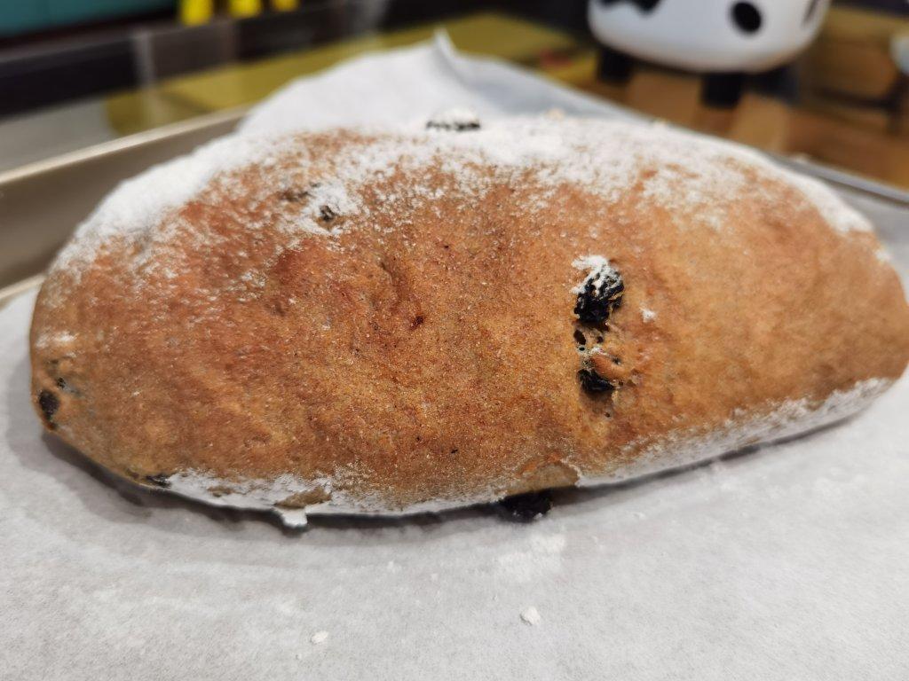 柔软细腻的无糖油全麦软欧包