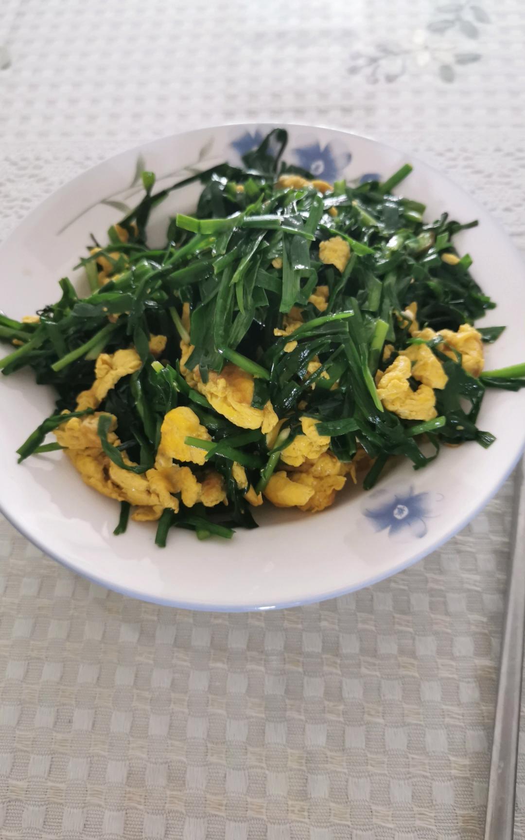 韭菜炒鸡蛋——三分钟快手下饭菜 掌握火候的秘诀