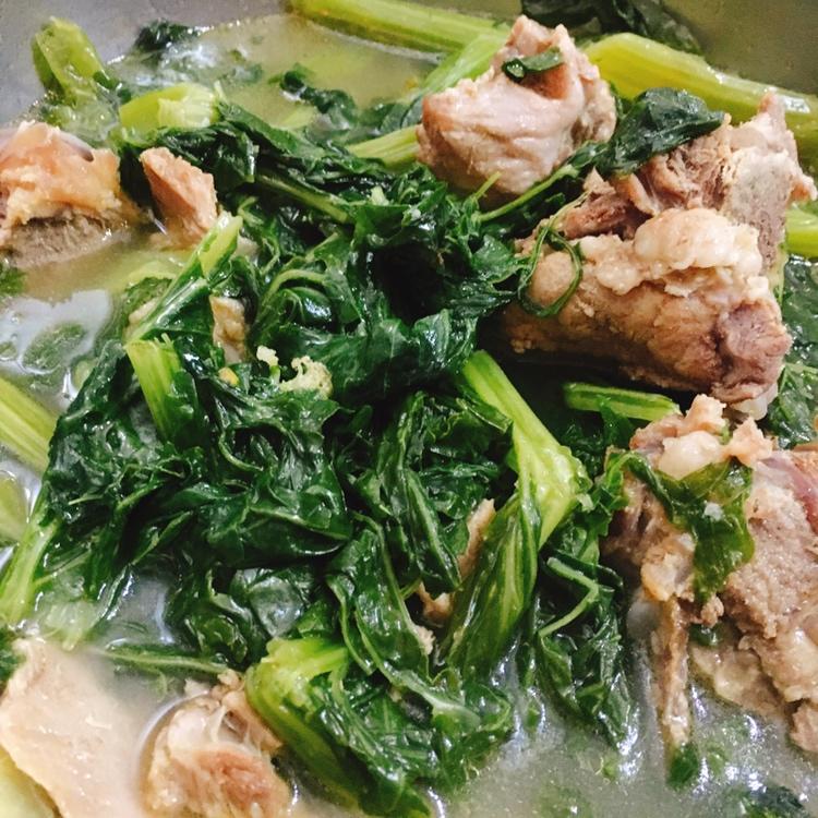 ribbit小小做的春菜炖排骨