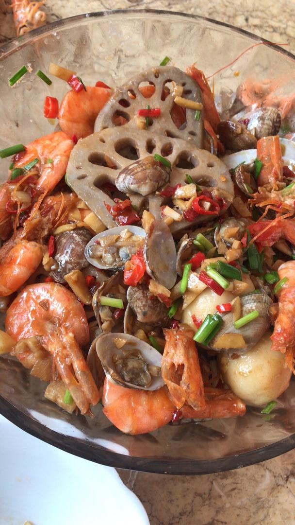 砂锅花甲粉丝煲