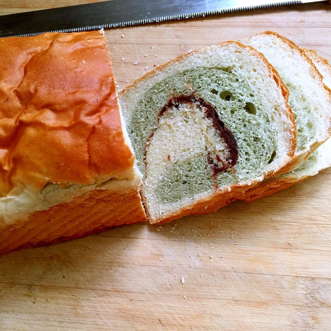 抹茶蜜豆吐司