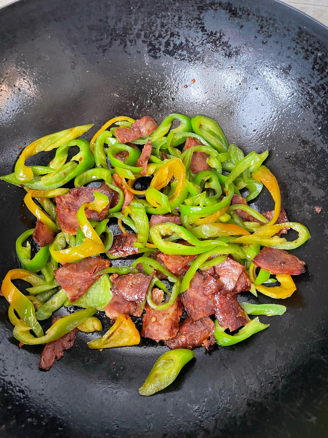 尖椒炒腊肠