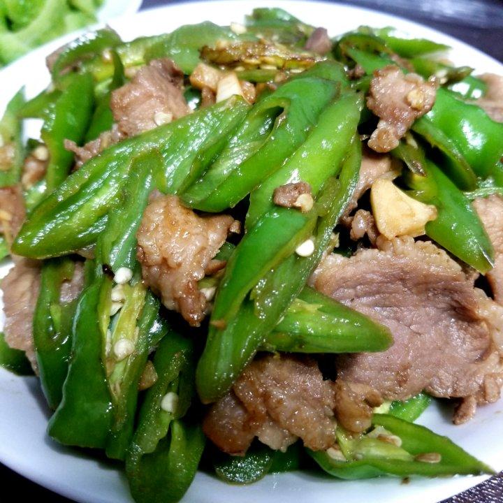 农家小炒肉【记忆中勾魂的油汤】