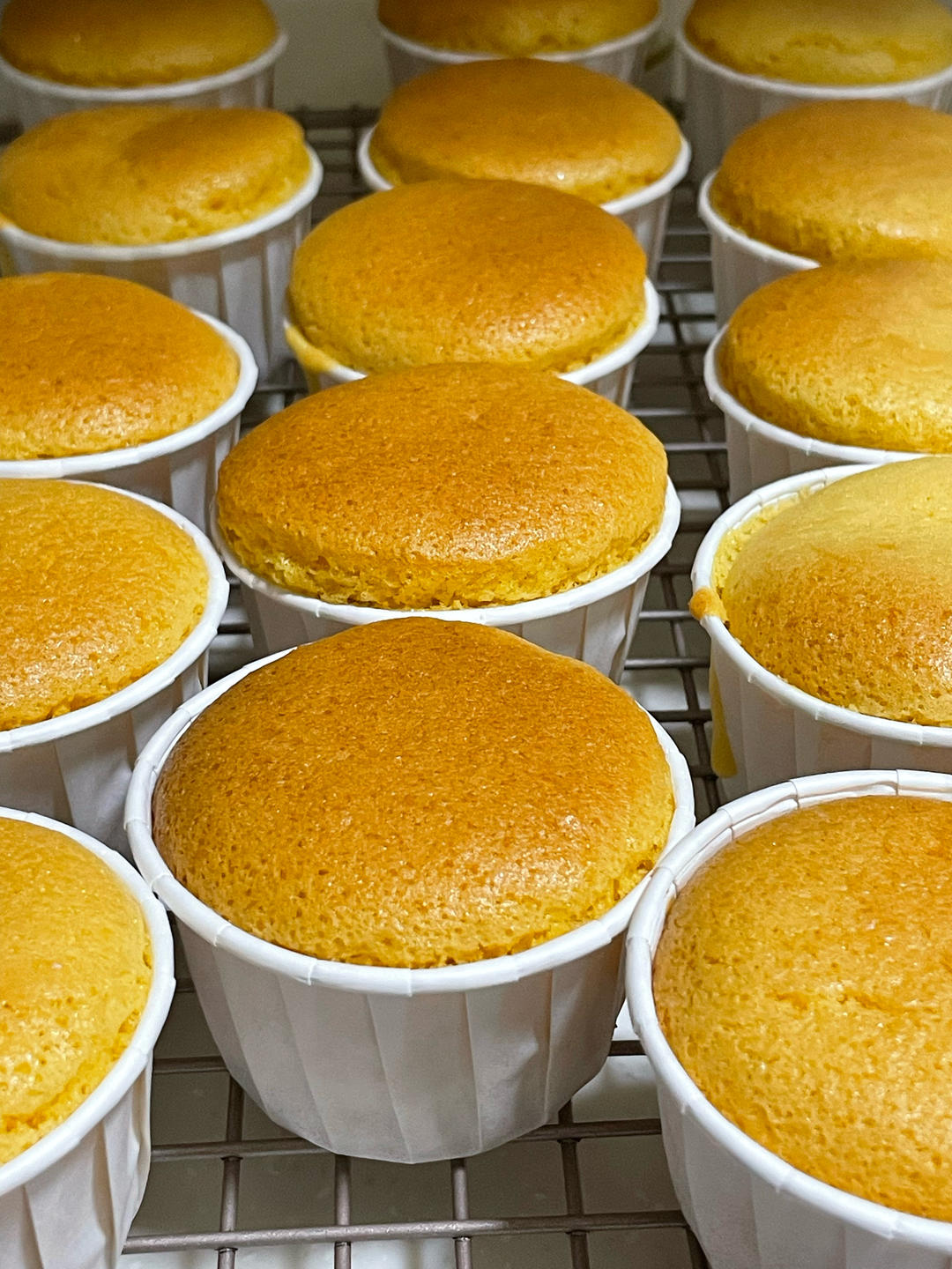 无水蜂蜜蛋糕【老式蛋糕房飘香的秘密】