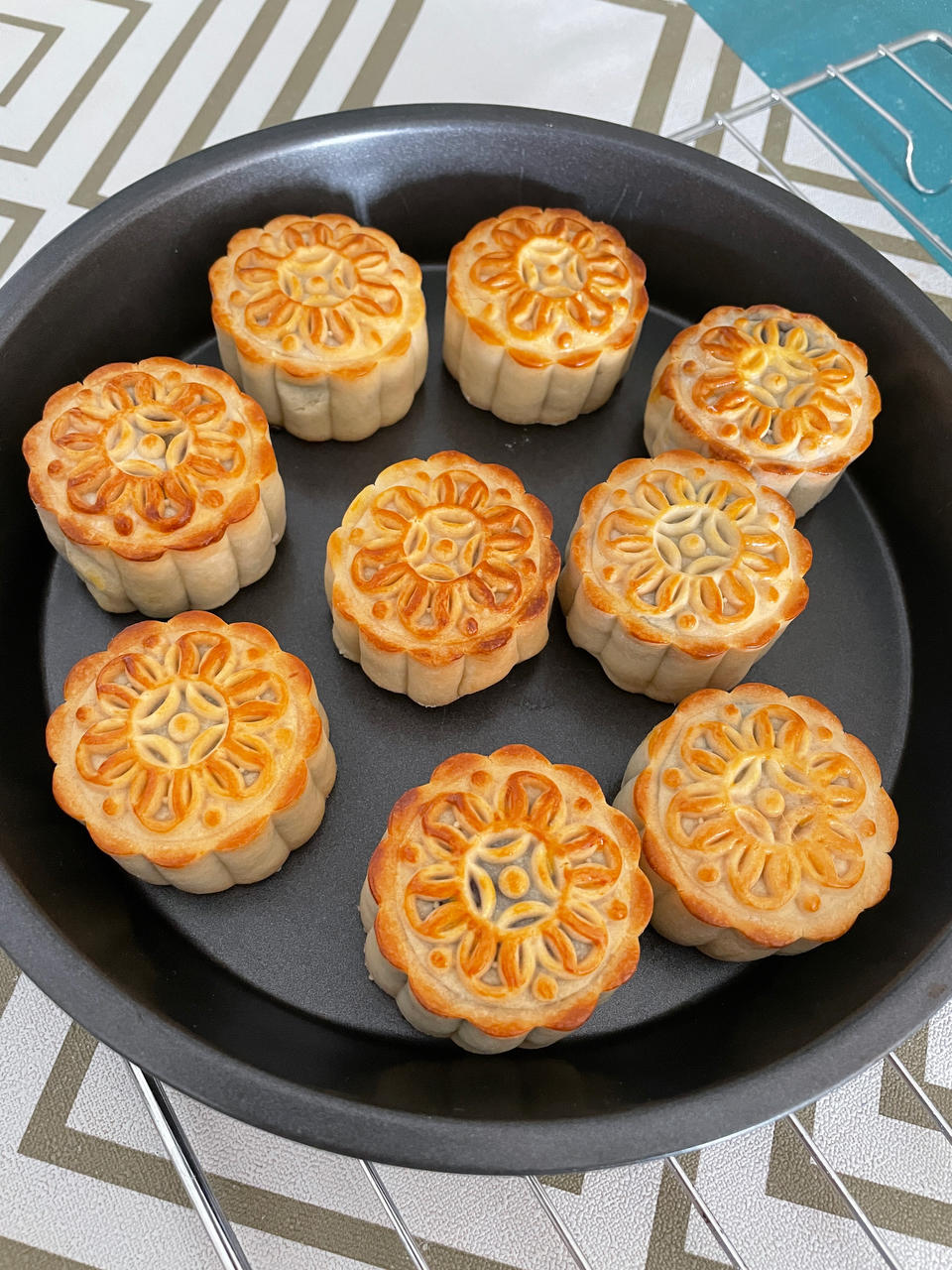 【终极版广式月饼配方】表皮油亮的秘诀！