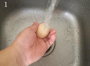醋泡鸡蛋的做法 步骤1