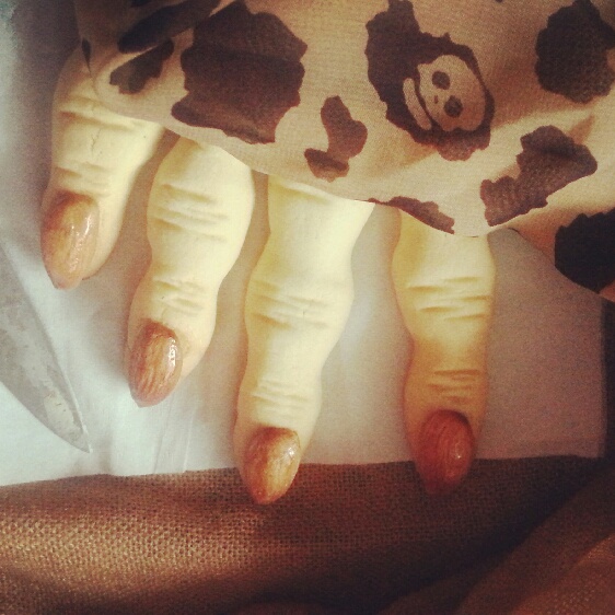 万圣节女巫的手指