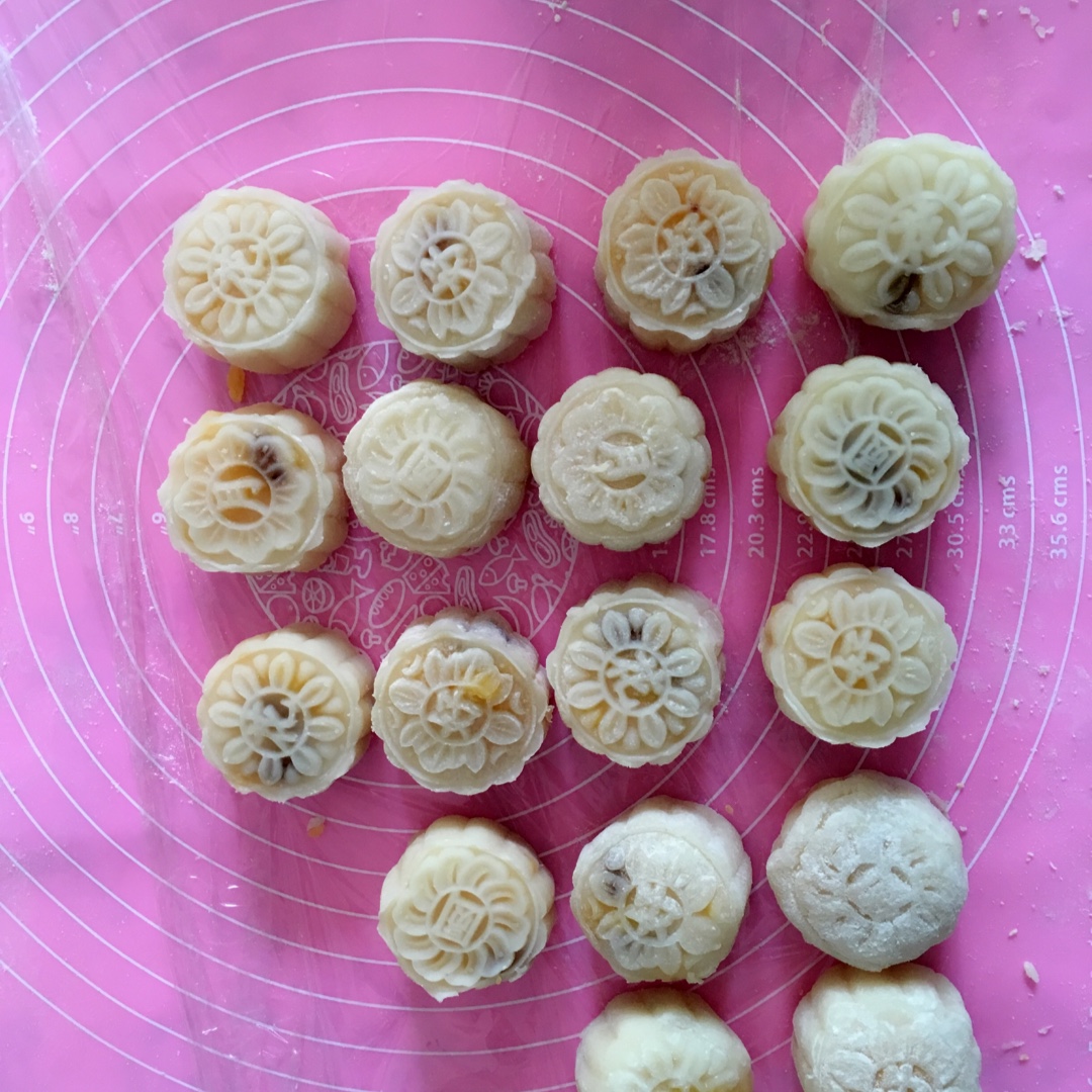 《Tinrry下午茶》冰皮月饼（奶黄馅）