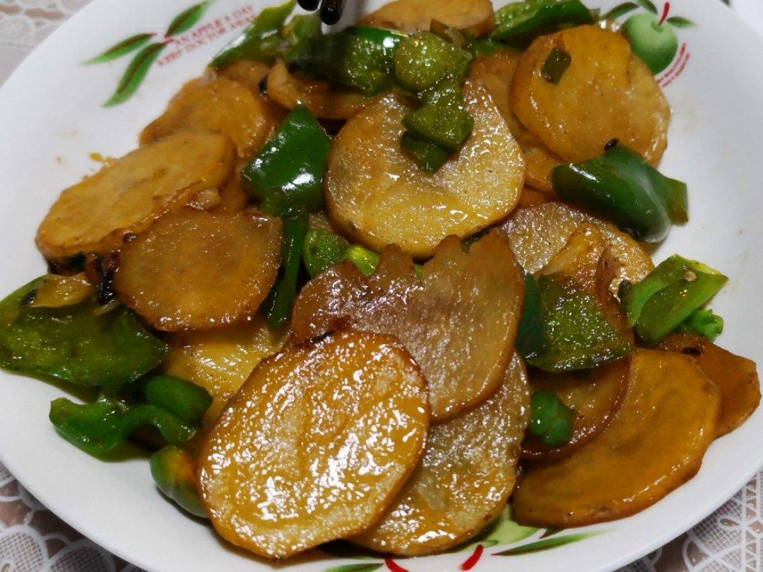 青椒土豆片（一夫食堂版）