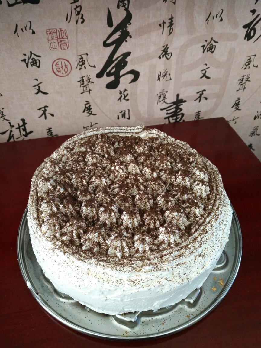 简单好做的8寸戚风蛋糕