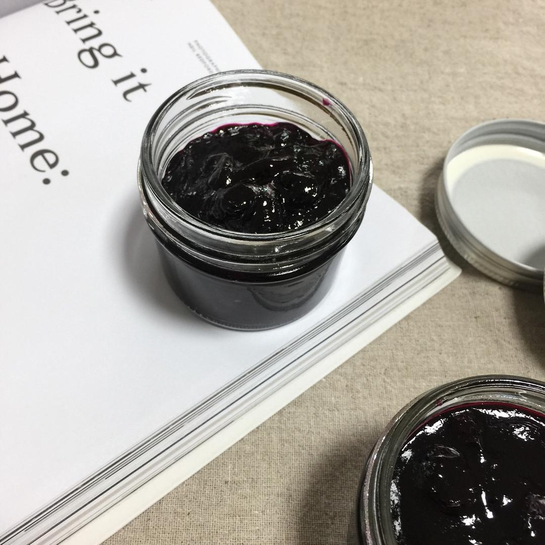 蓝莓果酱