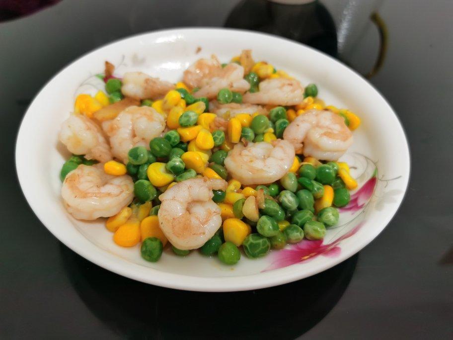 青豆玉米炒虾仁