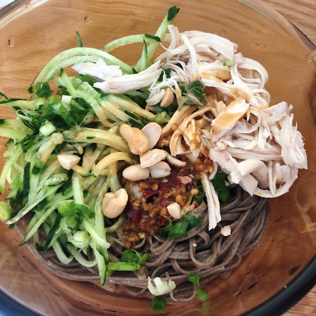 最受欢迎的鸡丝凉面