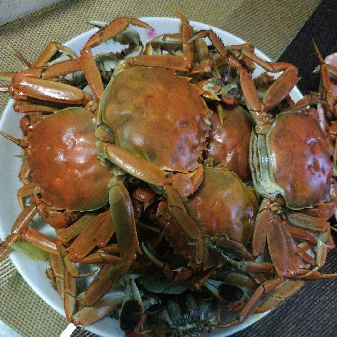 蒸河蟹