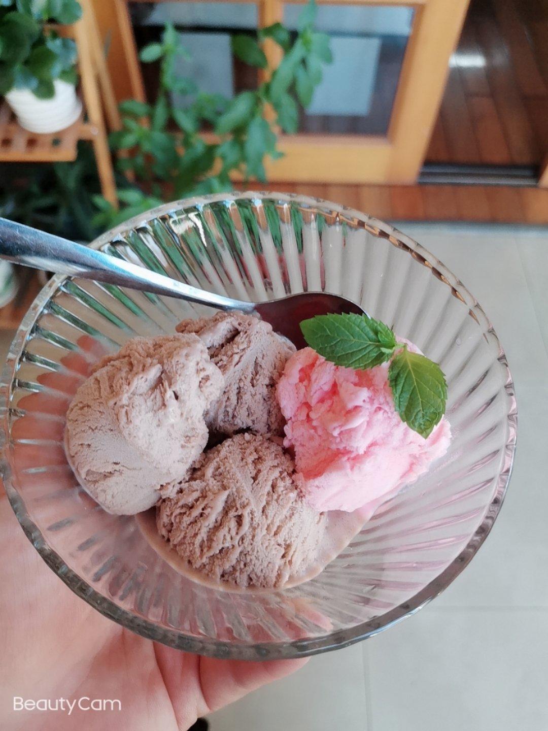 自制冰激凌（蛋黄是熟的，没冰渣）