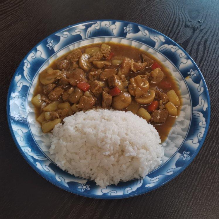 咖喱牛肉饭（米饭杀手）