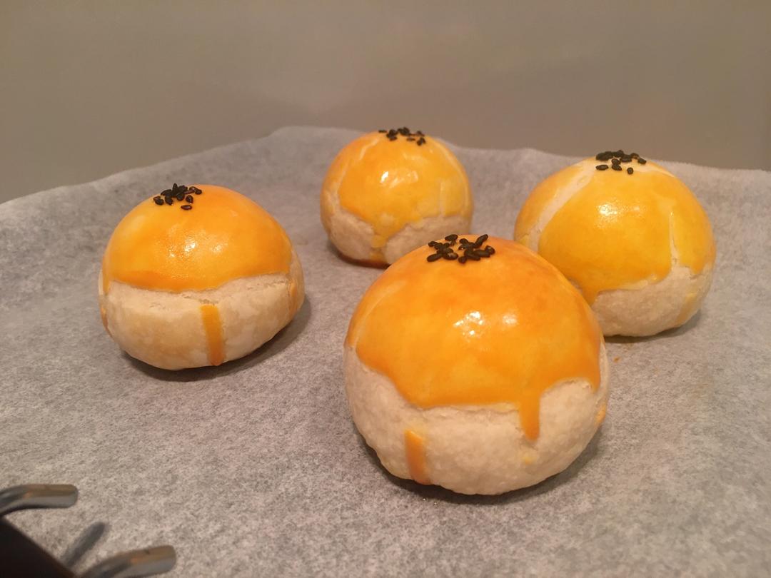 蛋黄酥~紫薯、抹茶、原味~花好月圆，中秋快乐~内附一次做六色蛋黄酥方法~