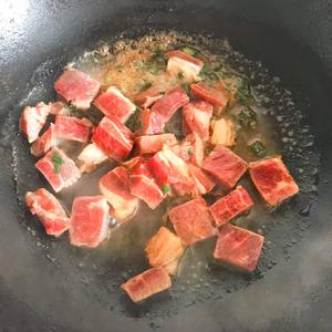 懒人版南瓜牛肉焖饭#太阳谷菜谱#的做法 步骤9