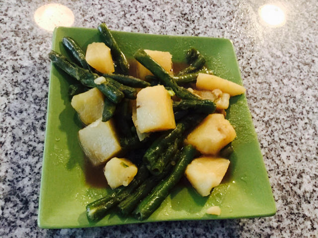 土豆炖豆角