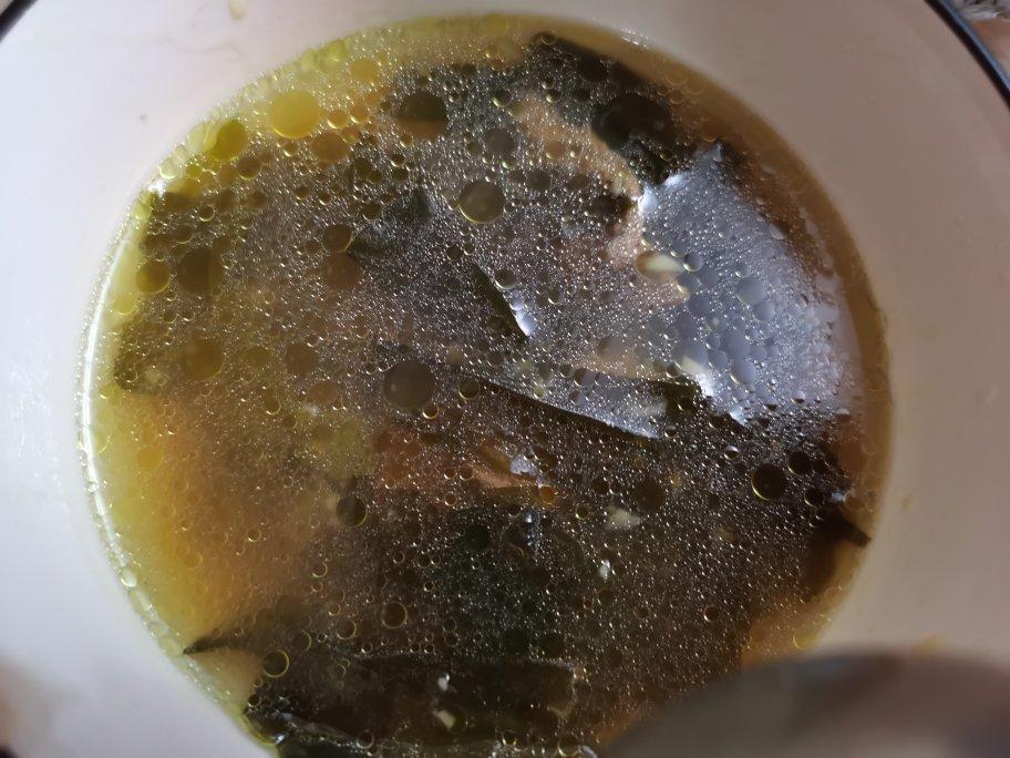 简单好喝的韩式海带汤