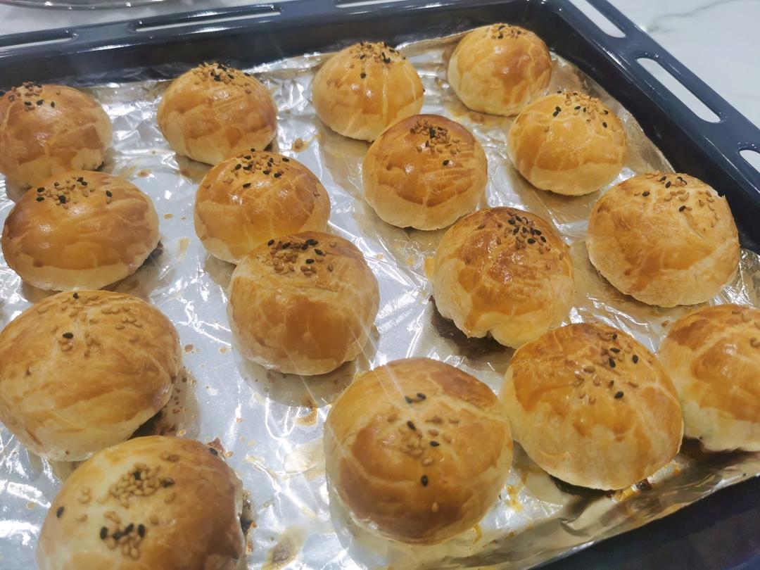 泳式鲜肉榨菜月饼