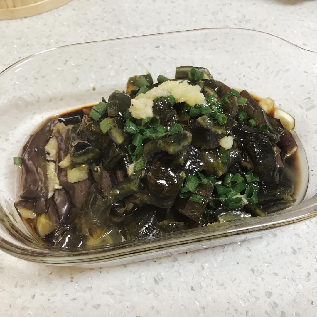 蒸茄子拌皮蛋