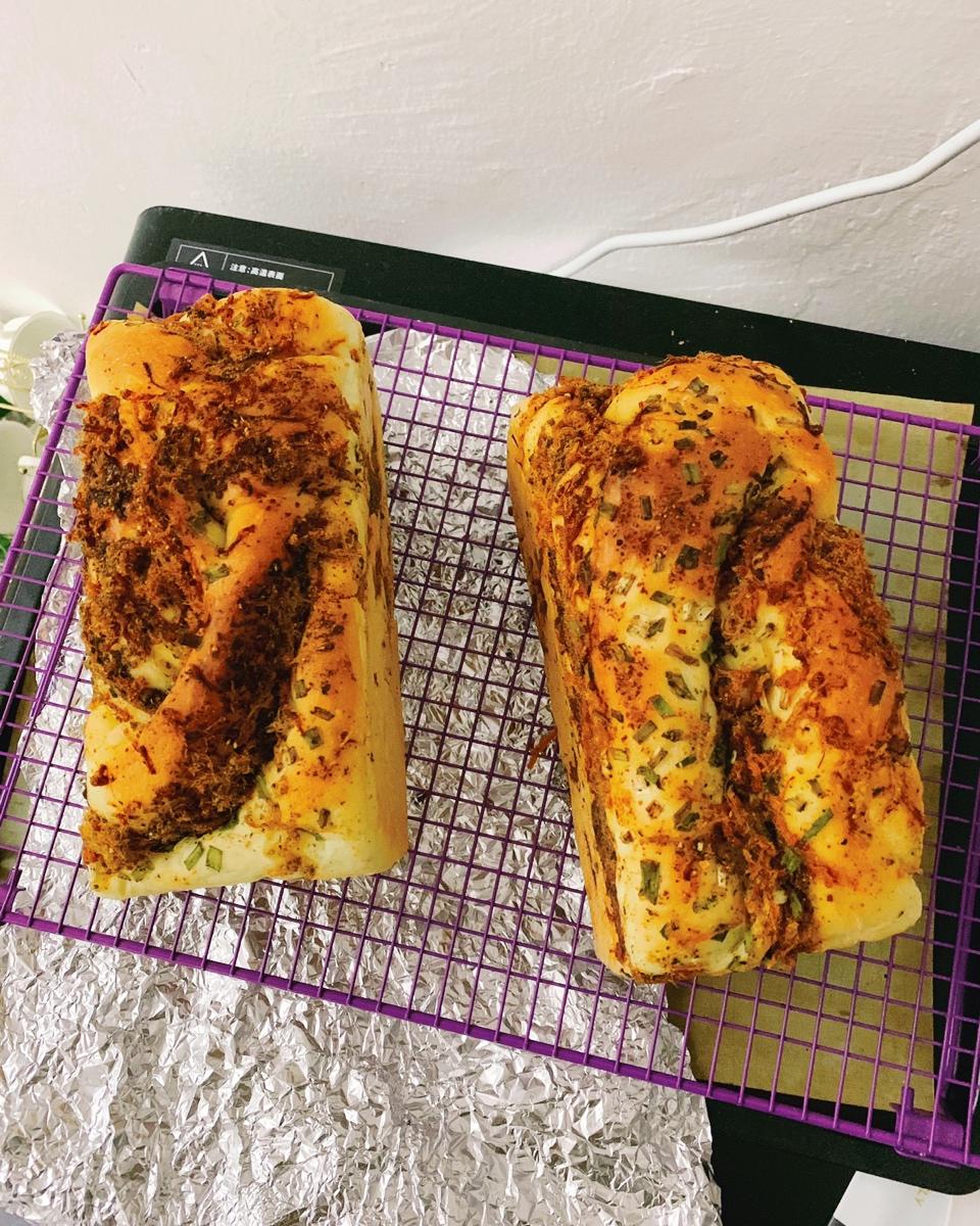 料多多系列---肉松吐司