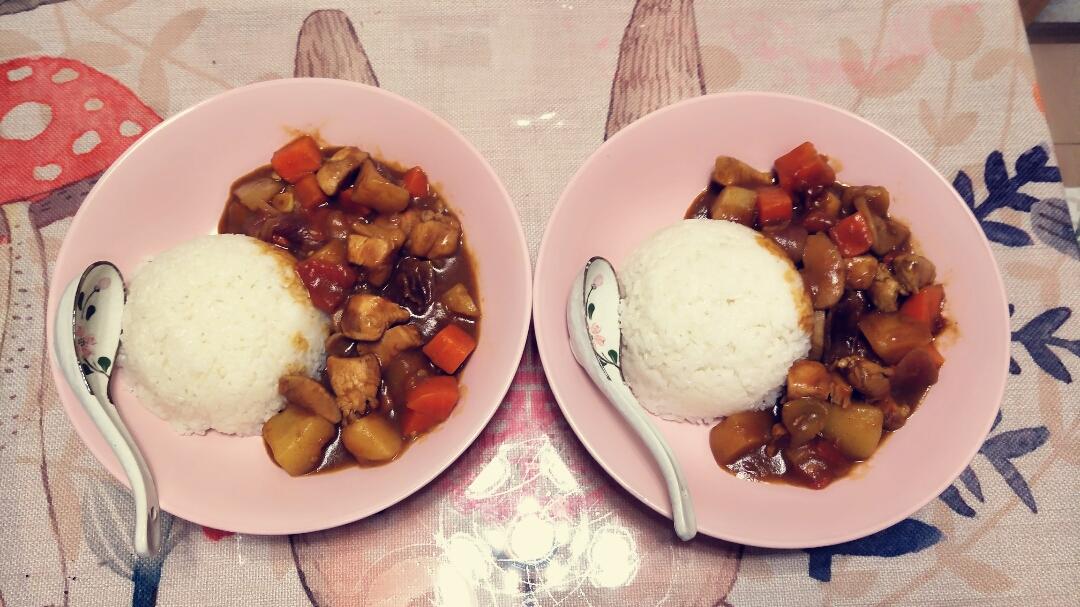 咖喱鸡肉饭