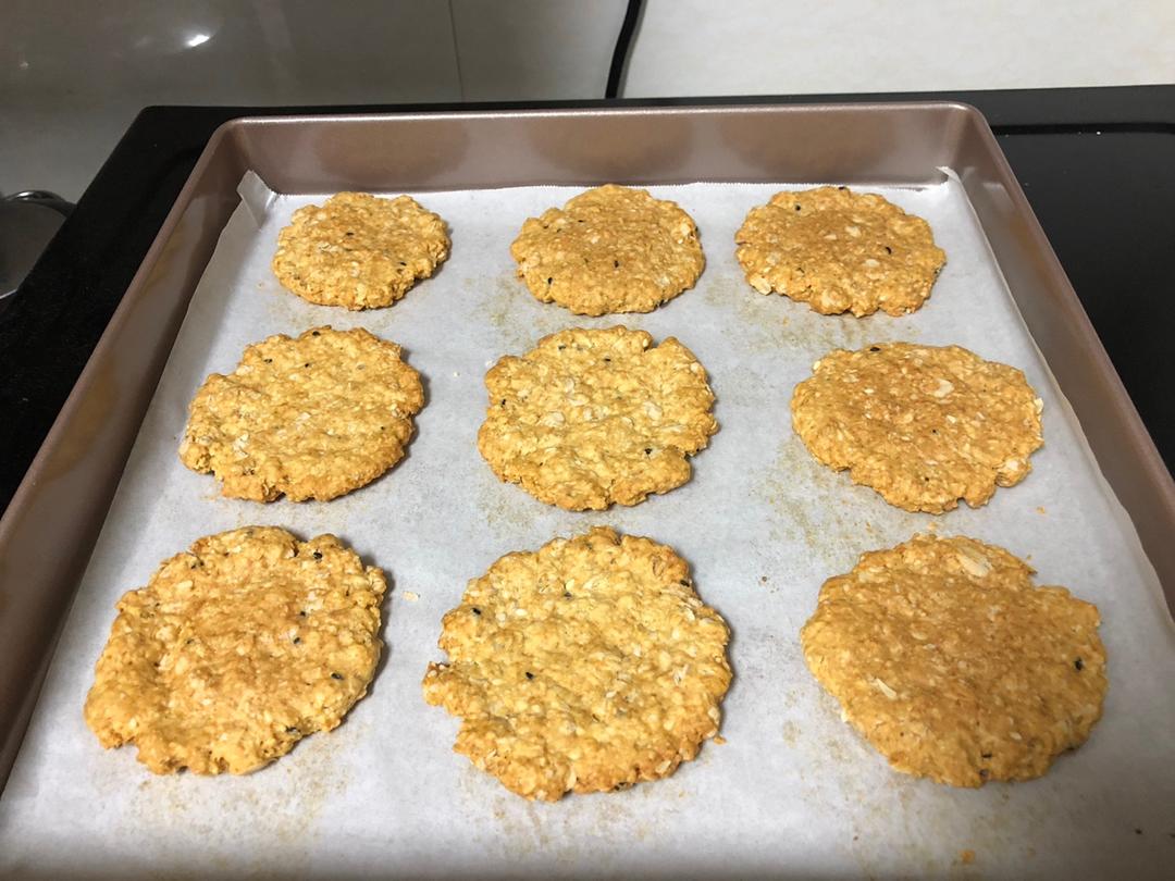 牛奶燕麦高纤饼干