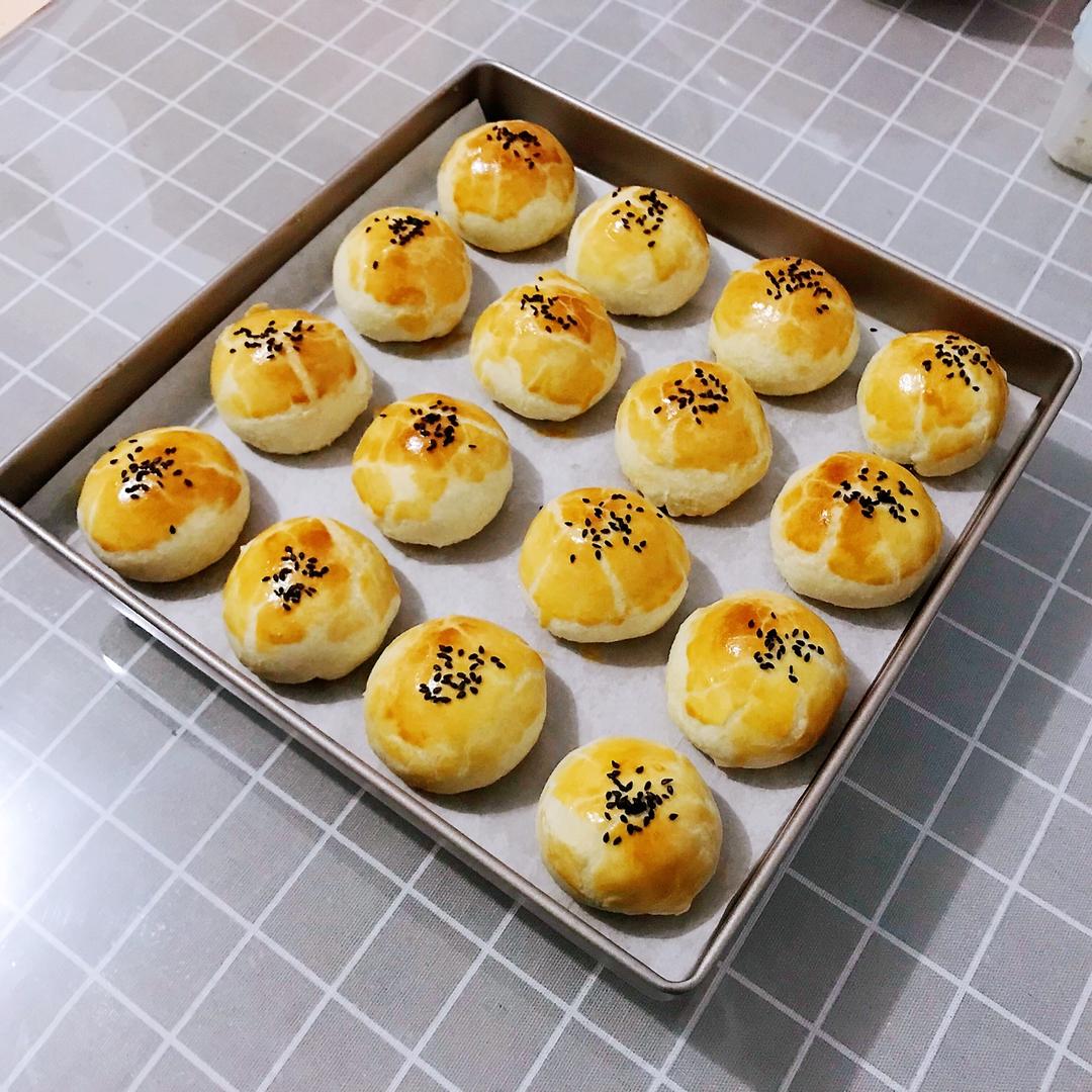 蛋黄酥