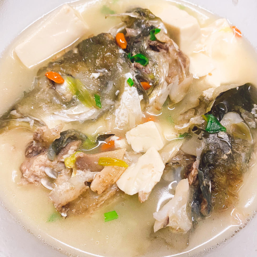 鱼头豆腐汤