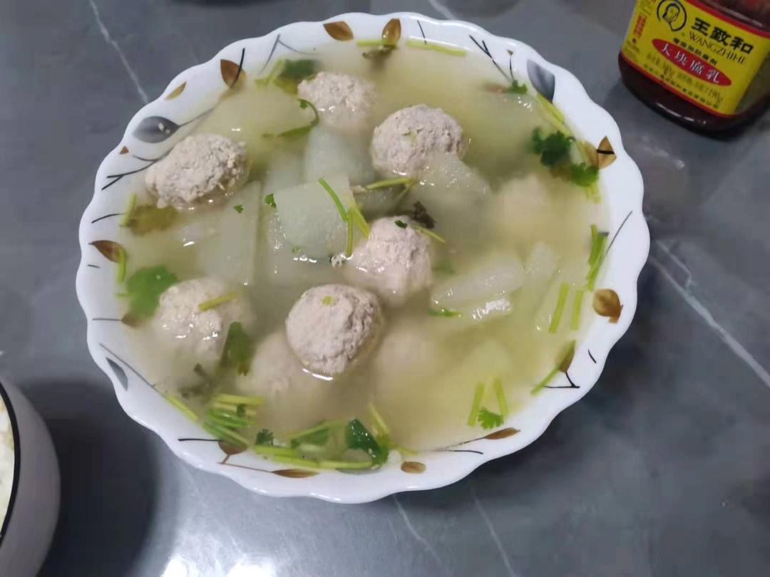 冬瓜汆丸子汤
