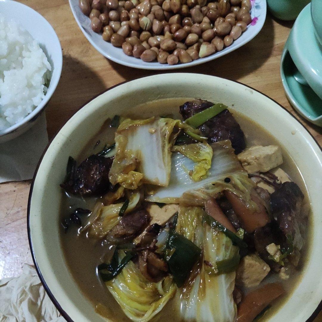冬季最爱的家常菜！大白菜炖大豆腐或干豆腐