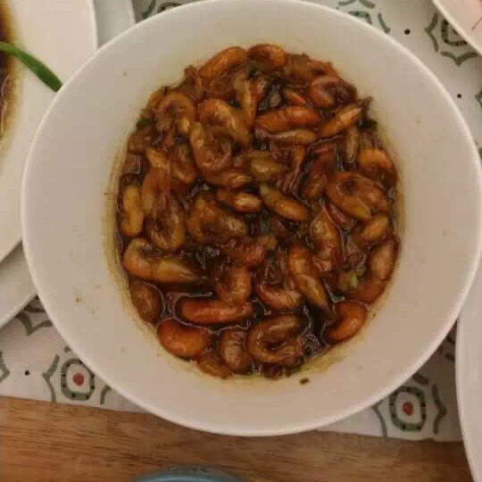 油爆河虾
