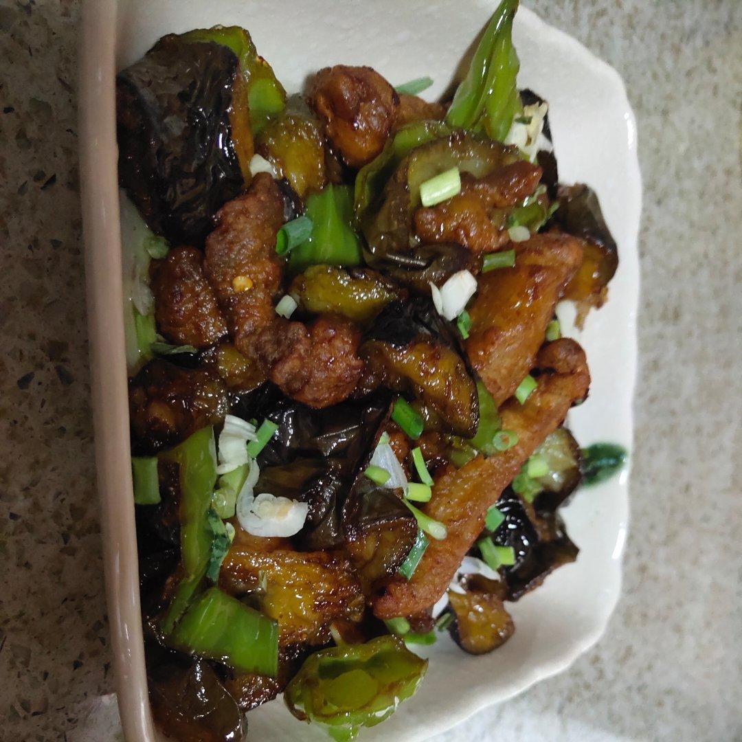 溜肉段烧茄子（东北硬菜呀哈哈）