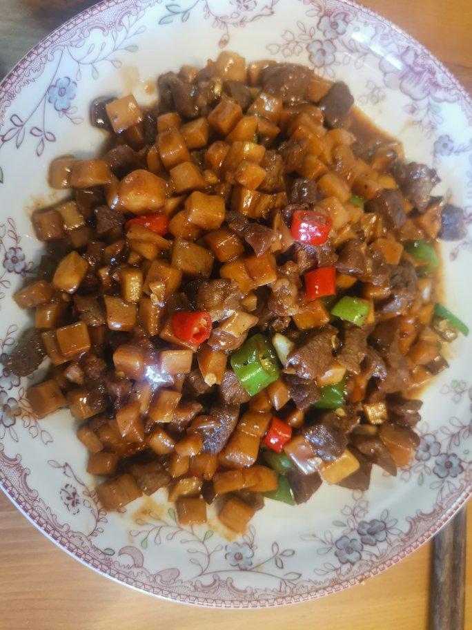 家常菜~杏鲍菇烧牛肉粒