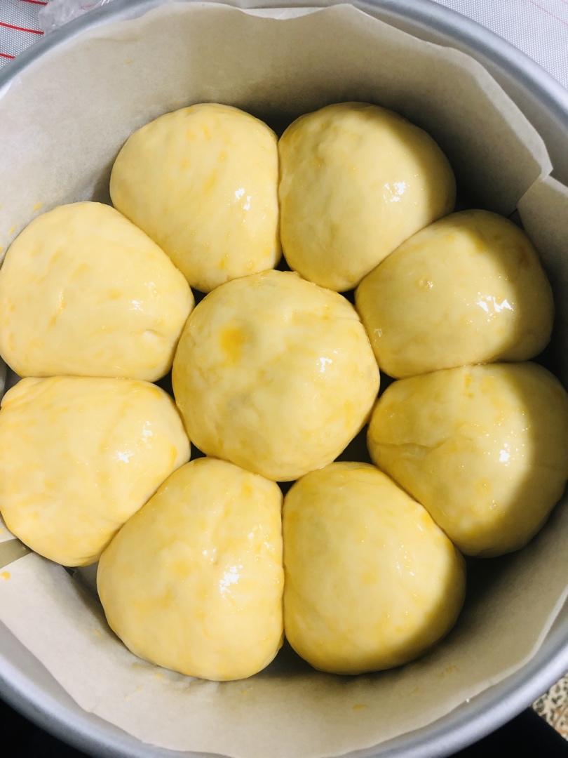 超软的牛奶小餐包