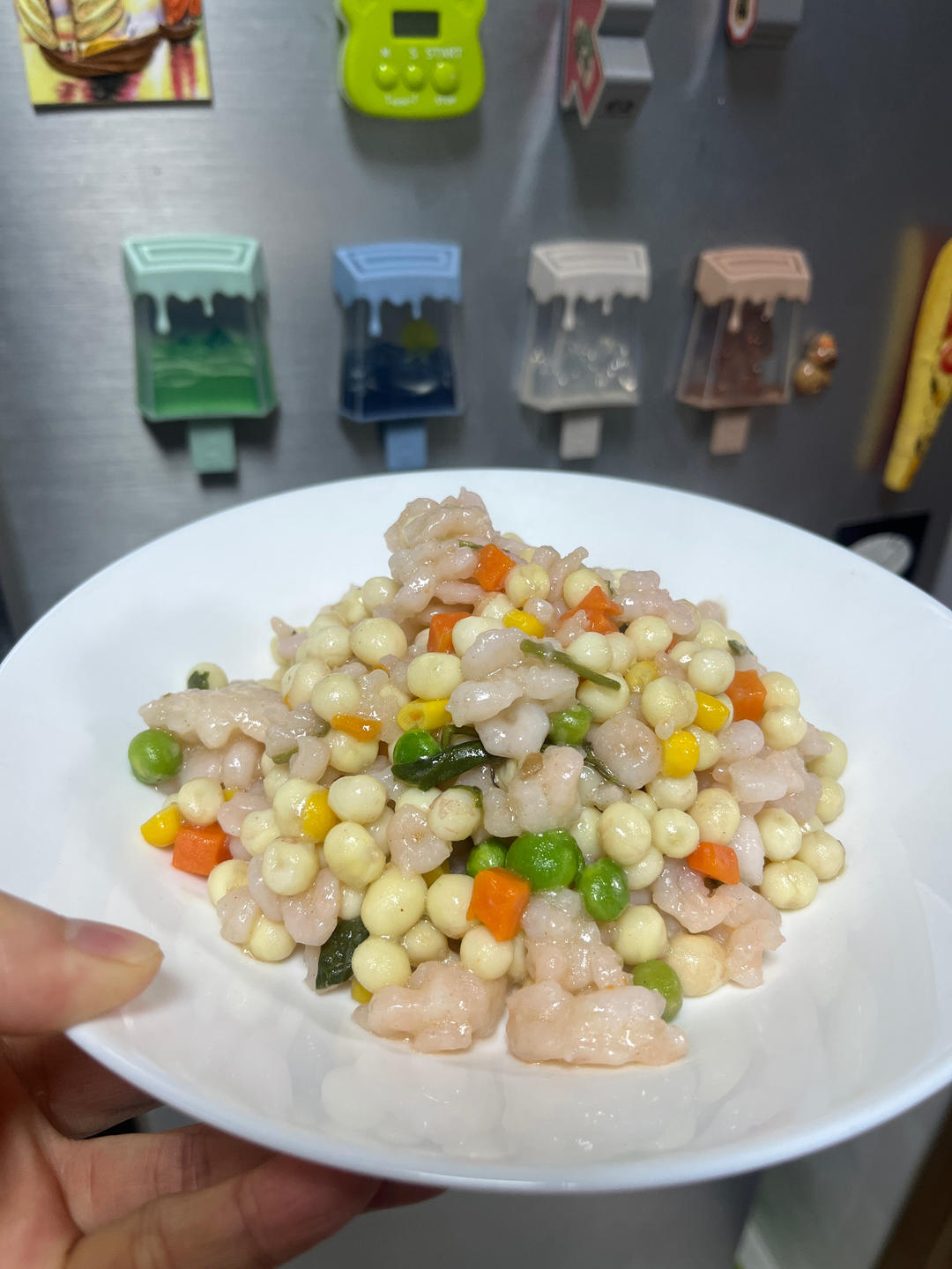 圆圆鸡头米小小河虾仁《虾仁鸡头米》