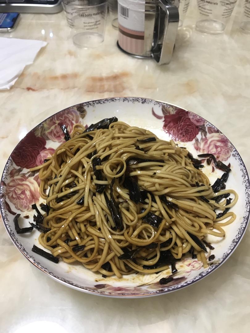 10分钟搞定的一碗葱油拌面