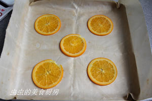 特别合适夏天的橙子蛋糕卷的做法 步骤12