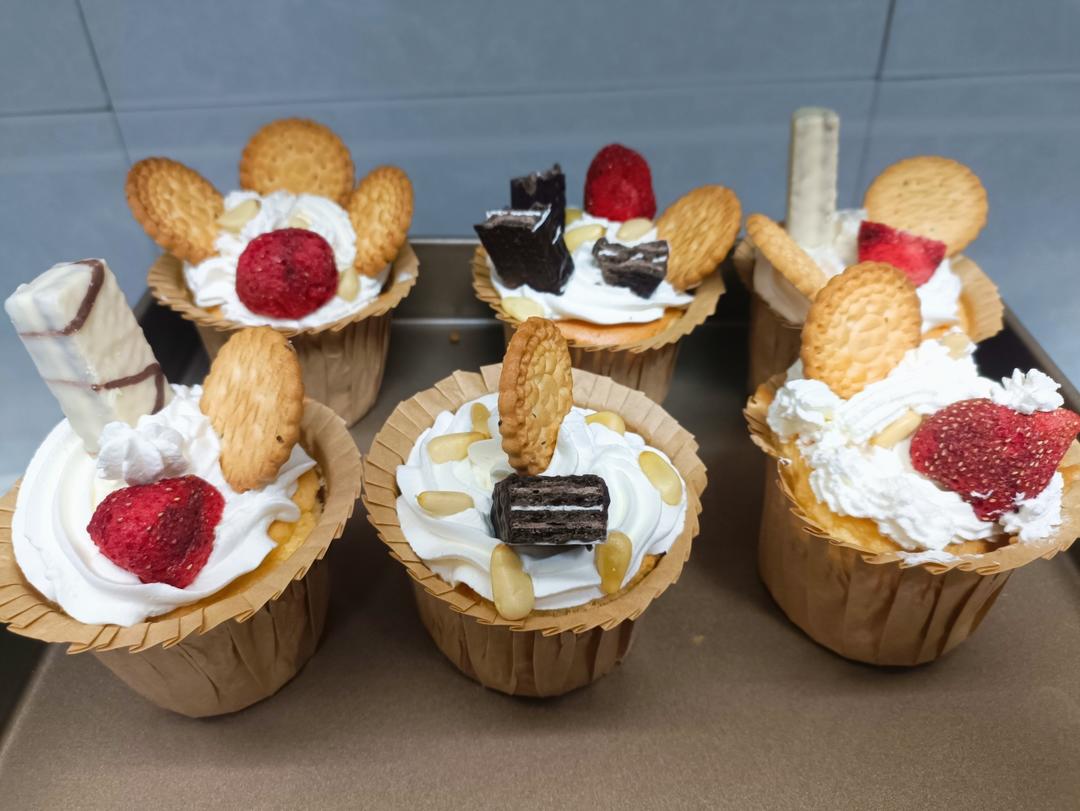 酸奶纸杯小蛋糕