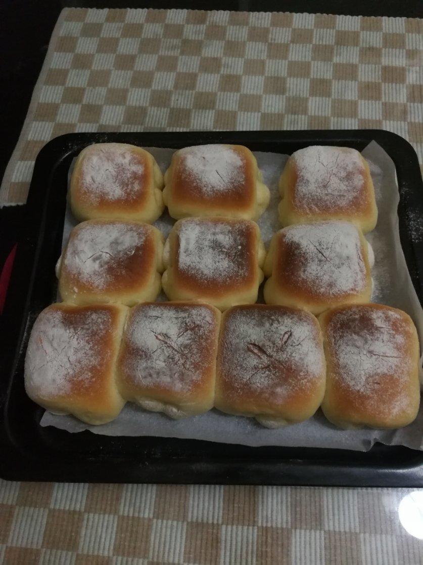 软到不知所措的牛奶卷