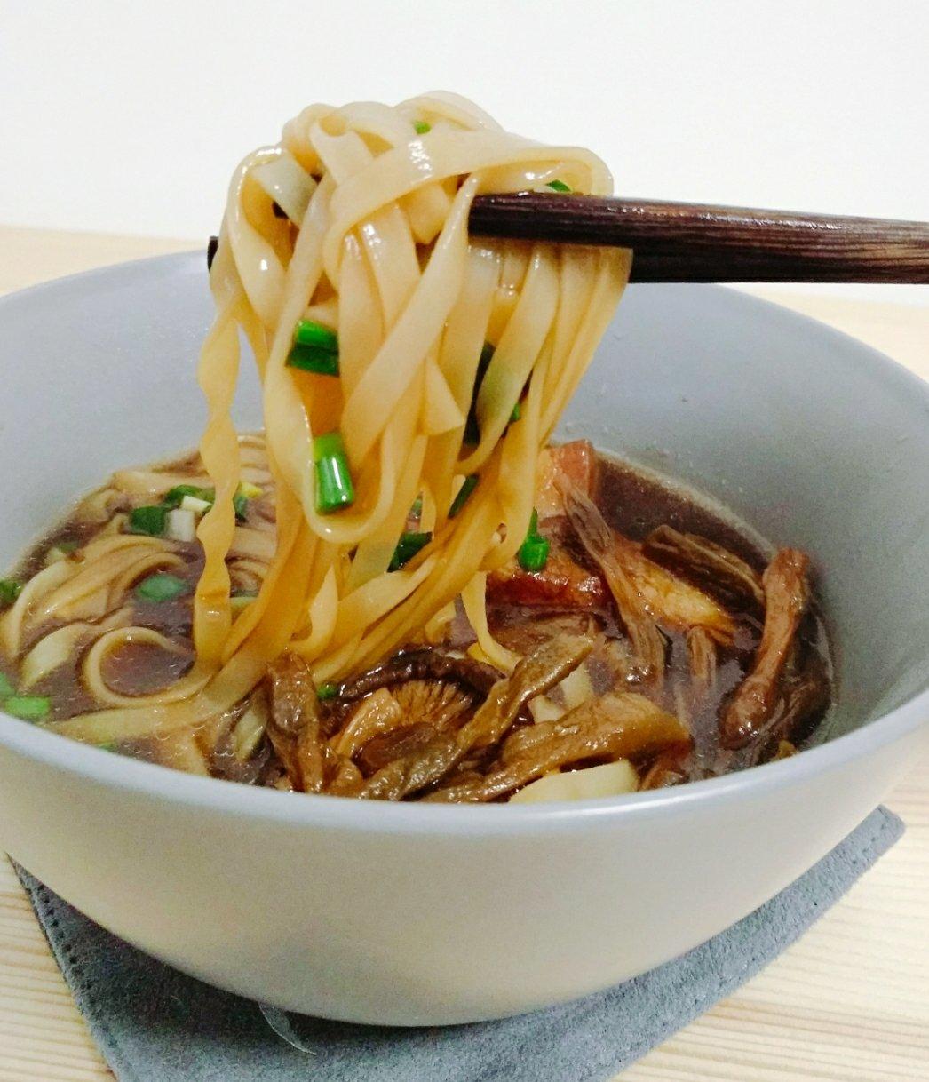 豇豆干炖五花肉