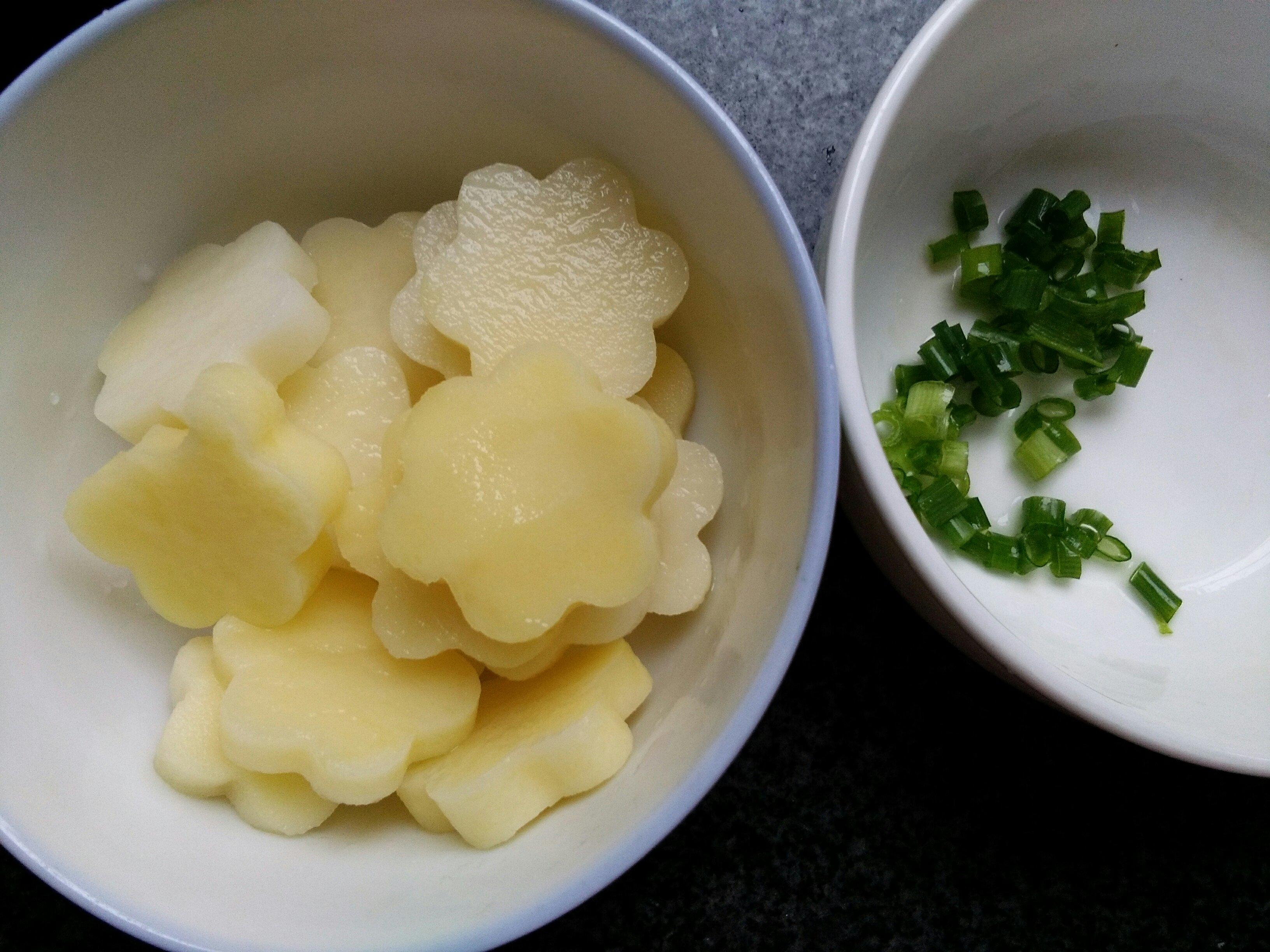 梅花土豆的做法 步骤1