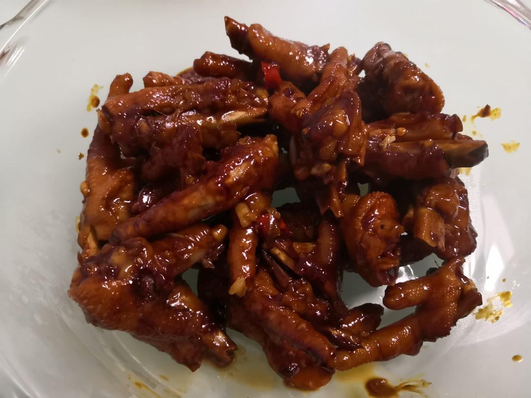 红烧鸡爪子