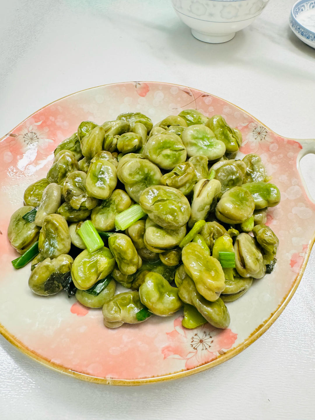 无比鲜美的葱油蚕豆