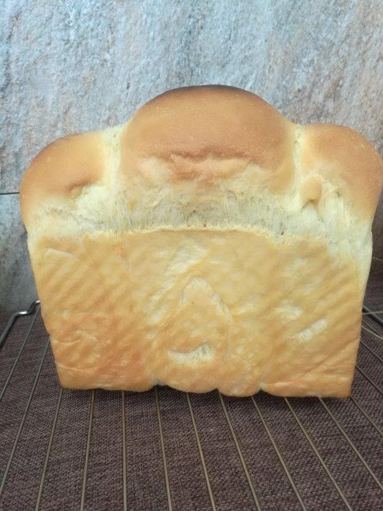 牛奶鸡蛋吐司